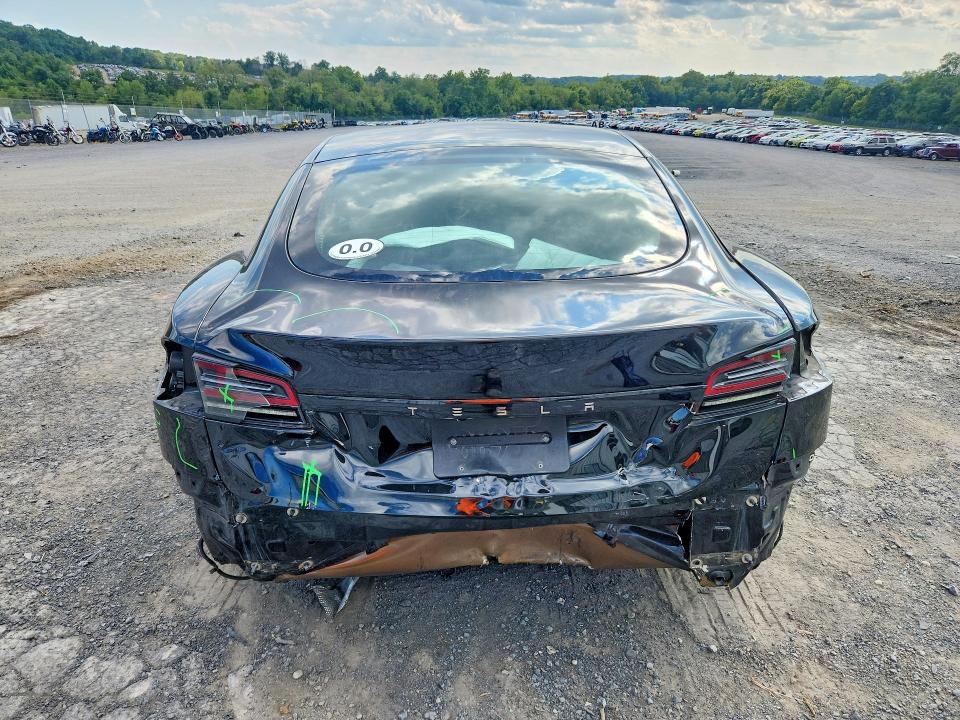 68141486 :رقم المزاد ، 5YJSA1E55PF518004 vin ، 2023 Tesla Model S مزاد بيع