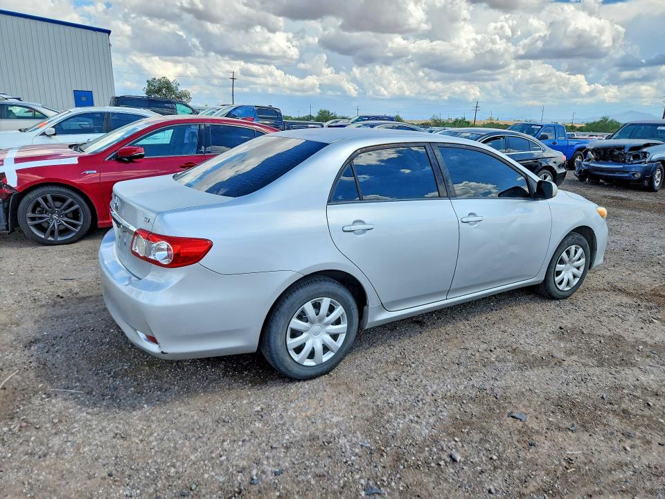 2011 Toyota Corolla მანქანა იყიდება აუქციონზე, vin: 2T1BU4EE9BC547995, აუქციონის ნომერი: 68980906