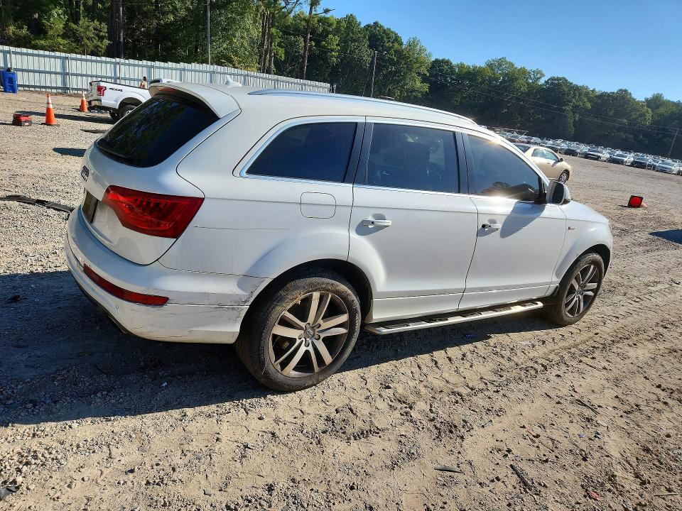 69417506 :رقم المزاد ، WA1DGAFE8CD001815 vin ، 2012 Audi Q7 مزاد بيع
