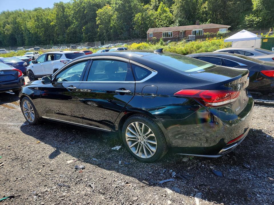 2015 Hyundai Genesis მანქანა იყიდება აუქციონზე, vin: KMHGN4JE9FU024389, აუქციონის ნომერი: 68820286