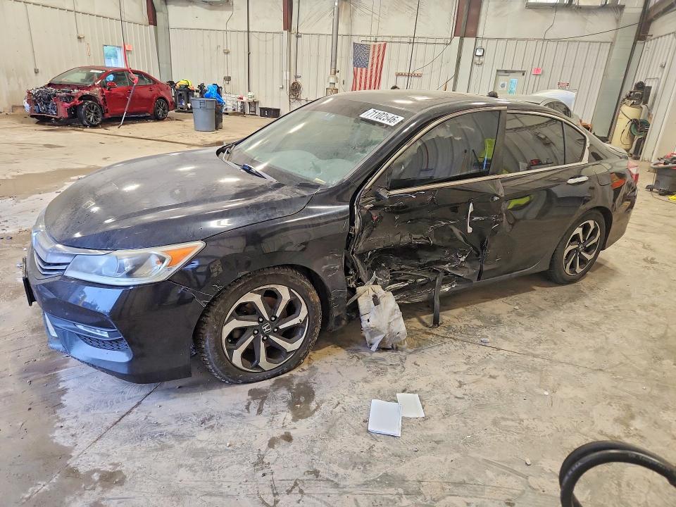 Aukcja sprzedaży 2017 Honda Accord, vin: 1HGCR2F80HA117340, numer aukcji: 71102546