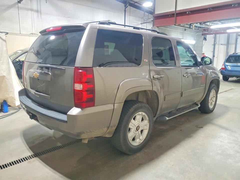 Продажа на аукционе авто 2013 Chevrolet Tahoe, vin: 1GNSKBE04DR369914, номер лота: 69631266