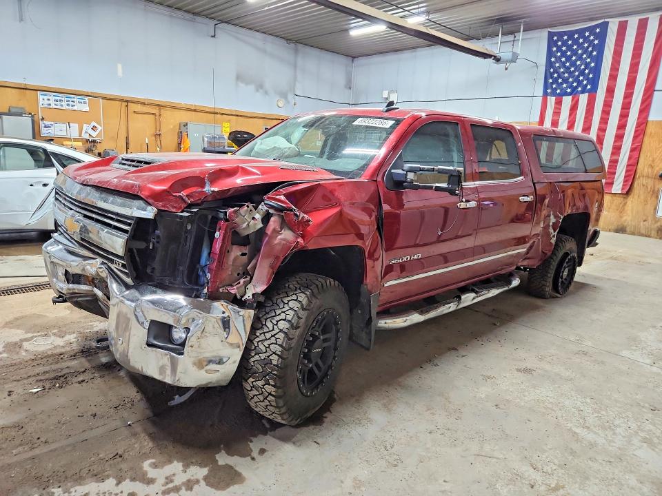 69322286 :رقم المزاد ، 1GC4K0EY3JF239132 vin ، 2018 Chevrolet Silverado مزاد بيع