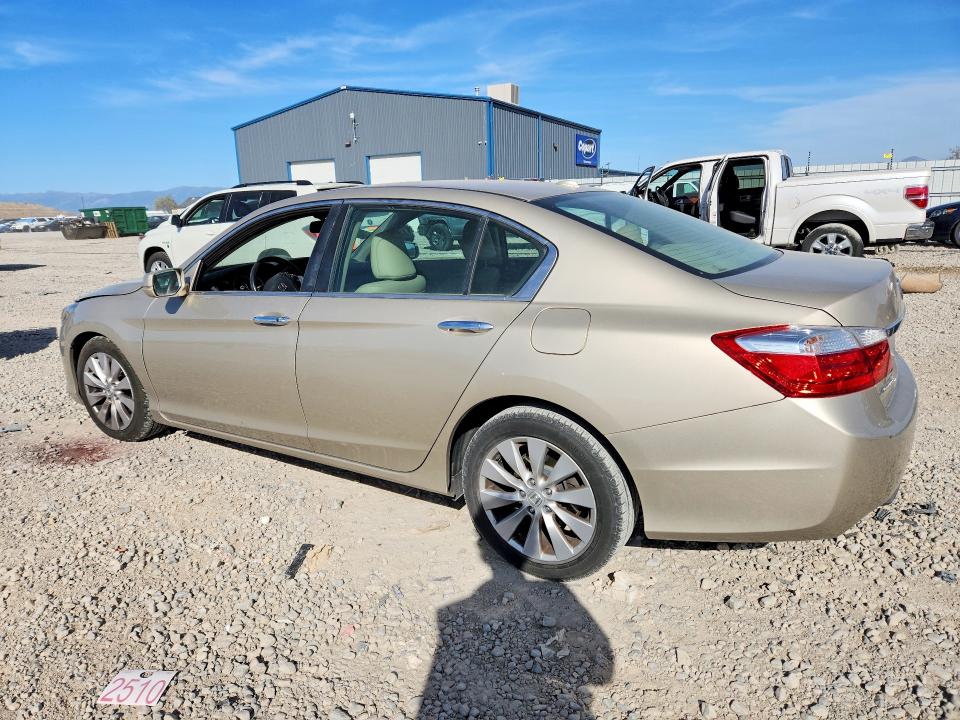 2015 Honda Accord მანქანა იყიდება აუქციონზე, vin: 1HGCR2F8XFA046547, აუქციონის ნომერი: 66997936