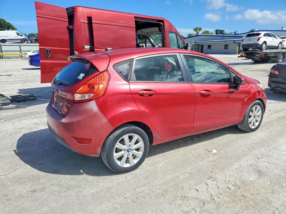 2011 Ford Fiesta მანქანა იყიდება აუქციონზე, vin: 3FADP4EJ2BM124640, აუქციონის ნომერი: 70319846