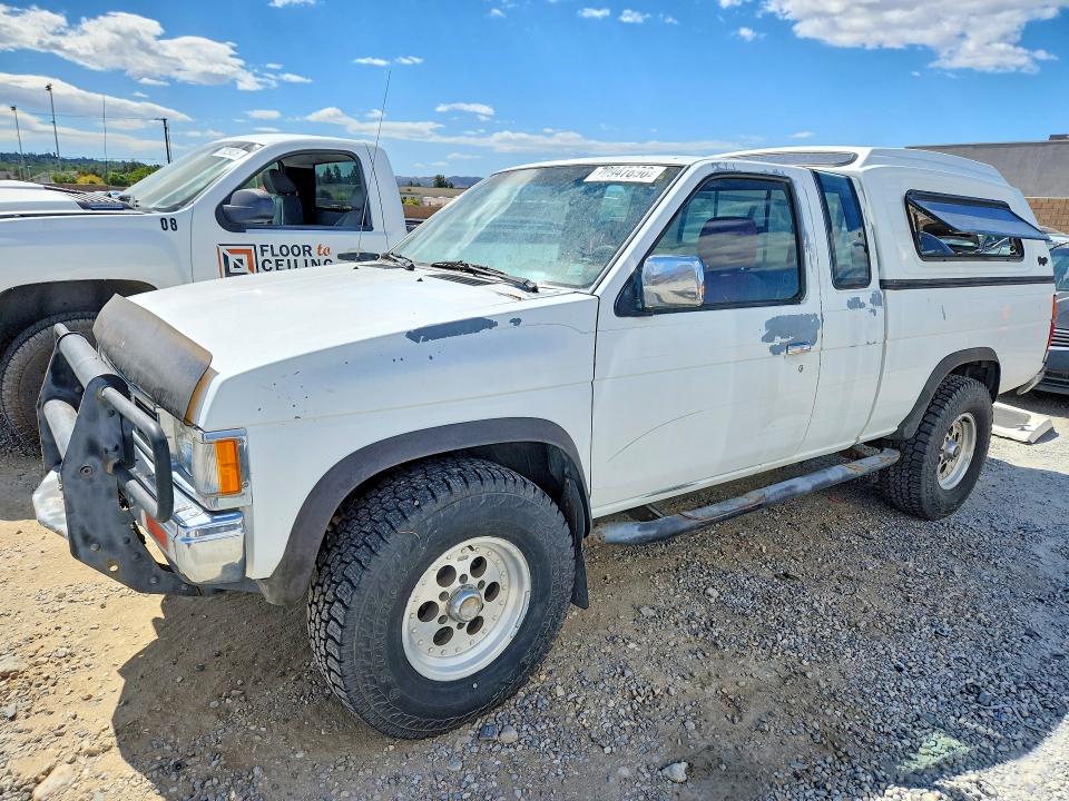 1992 Nissan Truck მანქანა იყიდება აუქციონზე, vin: 1N6HD16Y8NC333155, აუქციონის ნომერი: 70947896