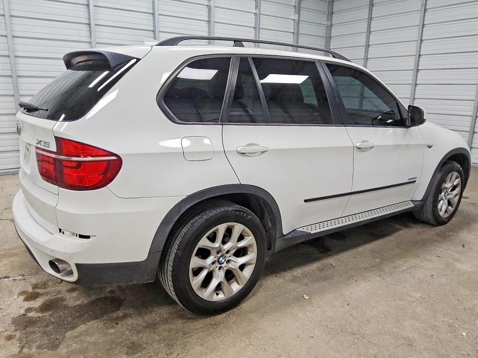 67093836 :رقم المزاد ، 5UXZV4C50D0B02977 vin ، 2013 Bmw X5 مزاد بيع