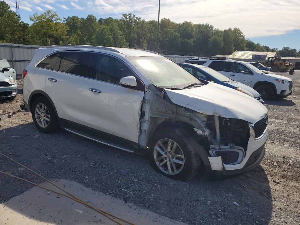 70451116 :رقم المزاد ، 5XYPG4A32JG397507 vin ، 2018 Kia Sorento مزاد بيع
