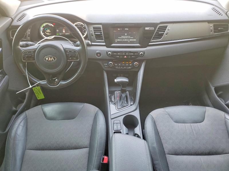 67712856 :رقم المزاد ، KNDCC3LC3H5081635 vin ، 2017 Kia Niro مزاد بيع