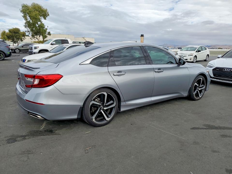 Продаж на аукціоні авто 2022 Honda Accord, vin: 1HGCV1F48NA039517, номер лоту: 67829856