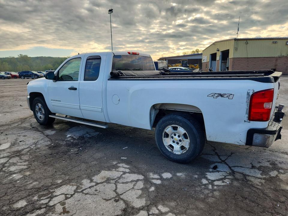 Auction sale of the 2013 Chevrolet Silverado, vin: 1GCRKSE04DZ313835, lot number: 69119666