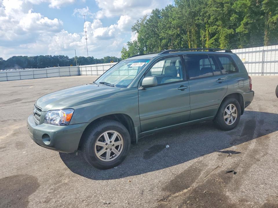 2005 Toyota Highlander მანქანა იყიდება აუქციონზე, vin: JTEGP21A050090752, აუქციონის ნომერი: 69061726