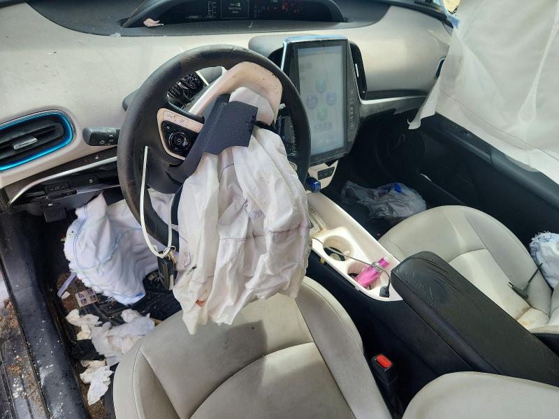 67849776 :رقم المزاد ، JTDKARFP6H3036915 vin ، 2017 Toyota Prius Prime مزاد بيع