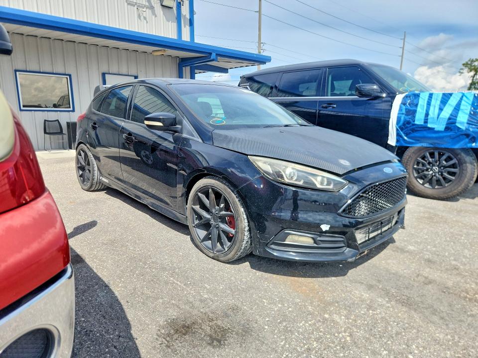 Продажа на аукционе авто 2016 Ford Focus, vin: 1FADP3L96GL202686, номер лота: 70048136
