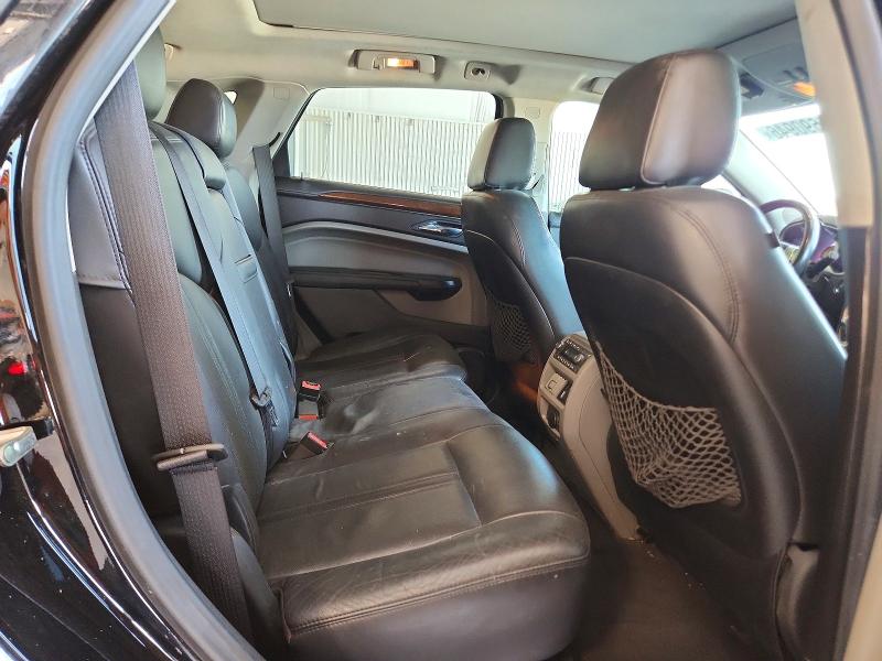 67690946 :رقم المزاد ، 3GYFNFEY8AS516446 vin ، 2010 Cadillac Srx مزاد بيع