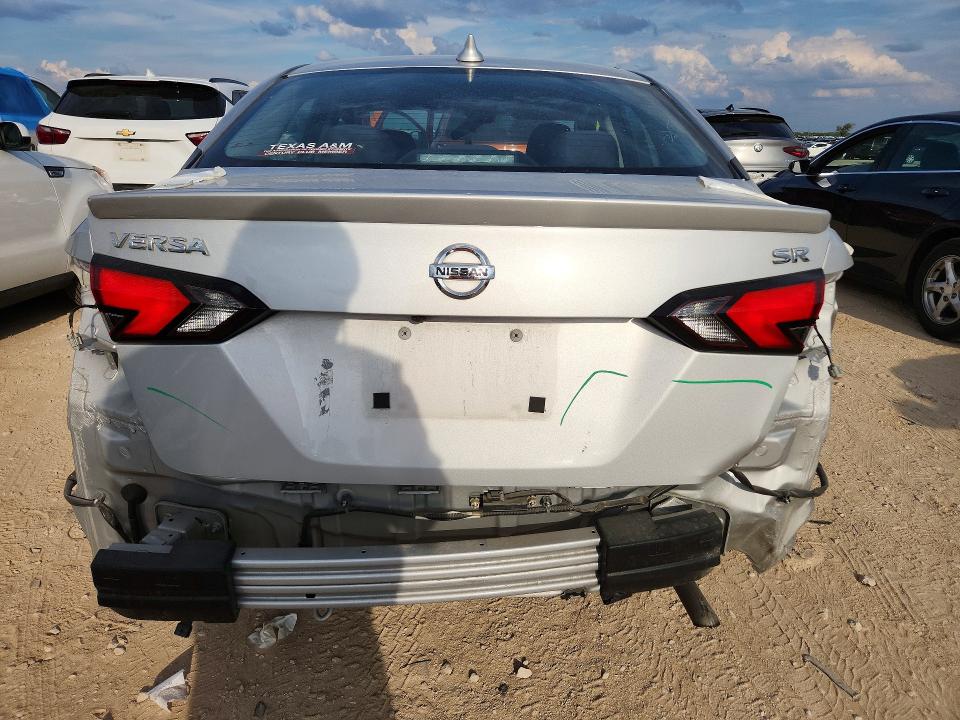 69495596 :رقم المزاد ، 3N1CN8FV4ML922105 vin ، 2021 Nissan Versa مزاد بيع