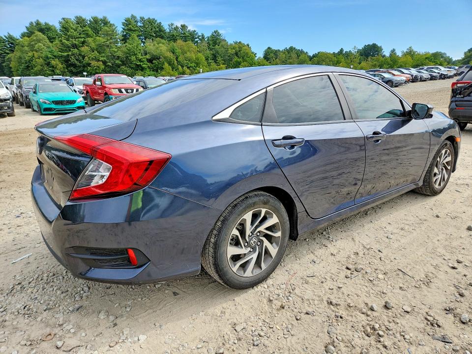 69215566 :رقم المزاد ، 19XFC2F74GE247394 vin ، 2016 Honda Civic مزاد بيع