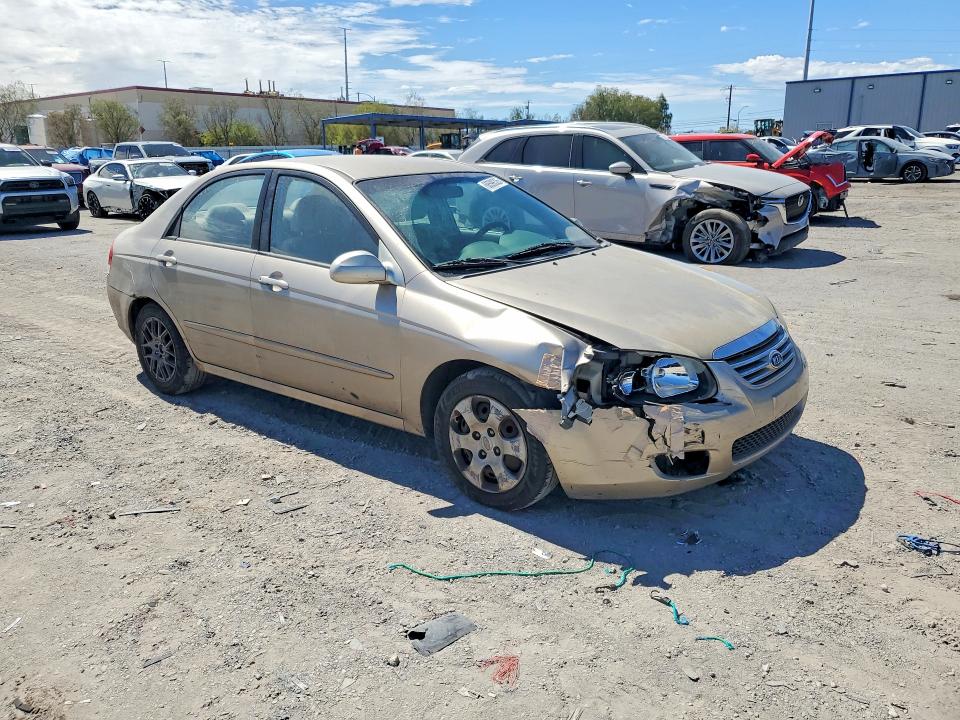 68599326 :رقم المزاد ، KNAFE121375472095 vin ، 2007 Kia Spectra مزاد بيع