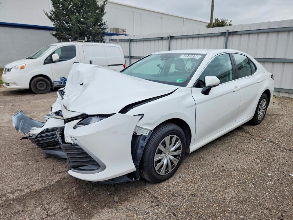Продаж на аукціоні авто 2024 Toyota Camry, vin: 4T1C31AK0RU629673, номер лоту: 63175376