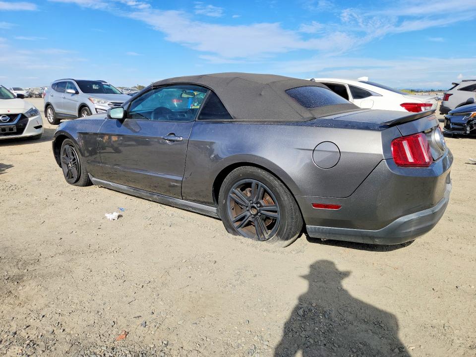 68785226 :رقم المزاد ، 1ZVBP8EN7A5122198 vin ، 2010 Ford Mustang مزاد بيع