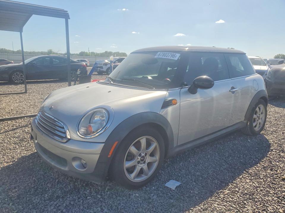 67803796 :رقم المزاد ، WMWMF3C57ATZ65802 vin ، 2010 Mini Cooper مزاد بيع