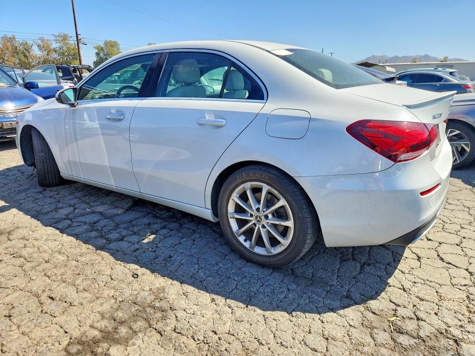 69497526 :رقم المزاد ، W1K3G4EB3LW043989 vin ، 2020 Mercedes-benz A مزاد بيع