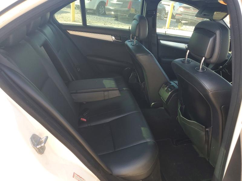 68757366 :رقم المزاد ، WDDGF5EB6AF388389 vin ، 2010 Mercedes-benz C مزاد بيع