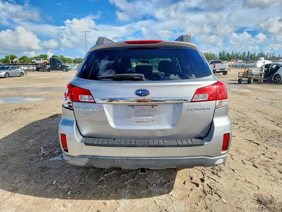 Продажа на аукционе авто 2010 Subaru Outback, vin: 4S4BRBCC4A3323835, номер лота: 67799316