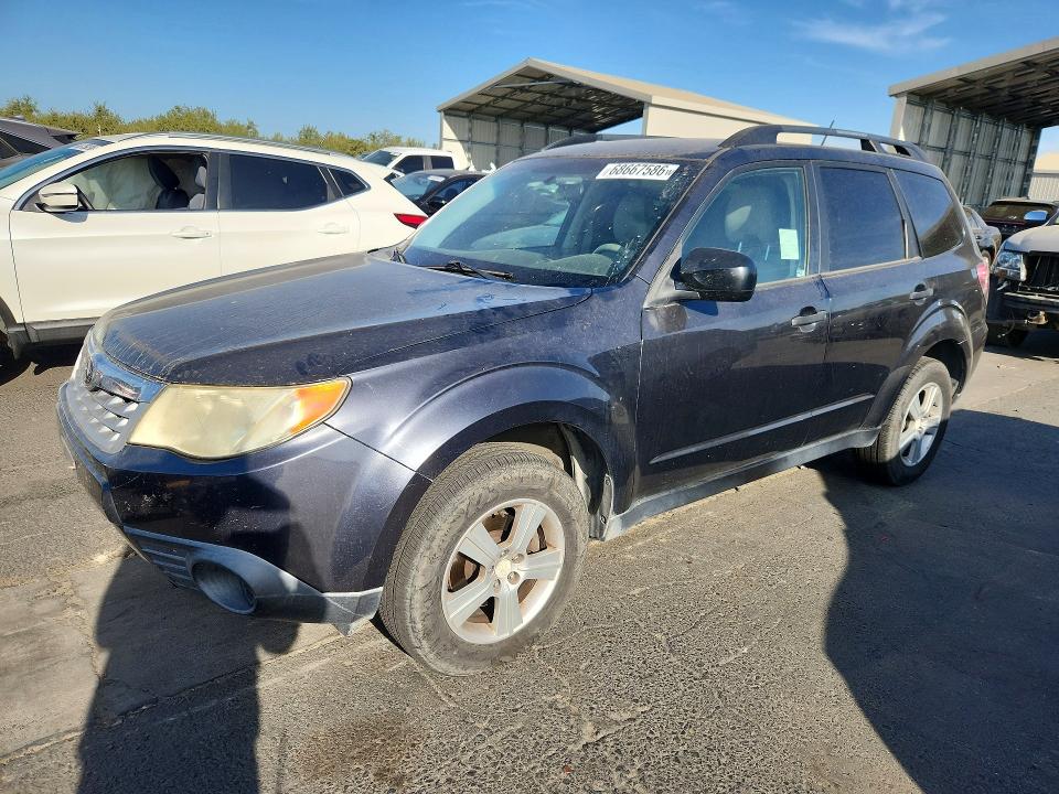 68667586 :رقم المزاد ، JF2SHABC3CH414718         vin ، 2012 Subaru Forester مزاد بيع