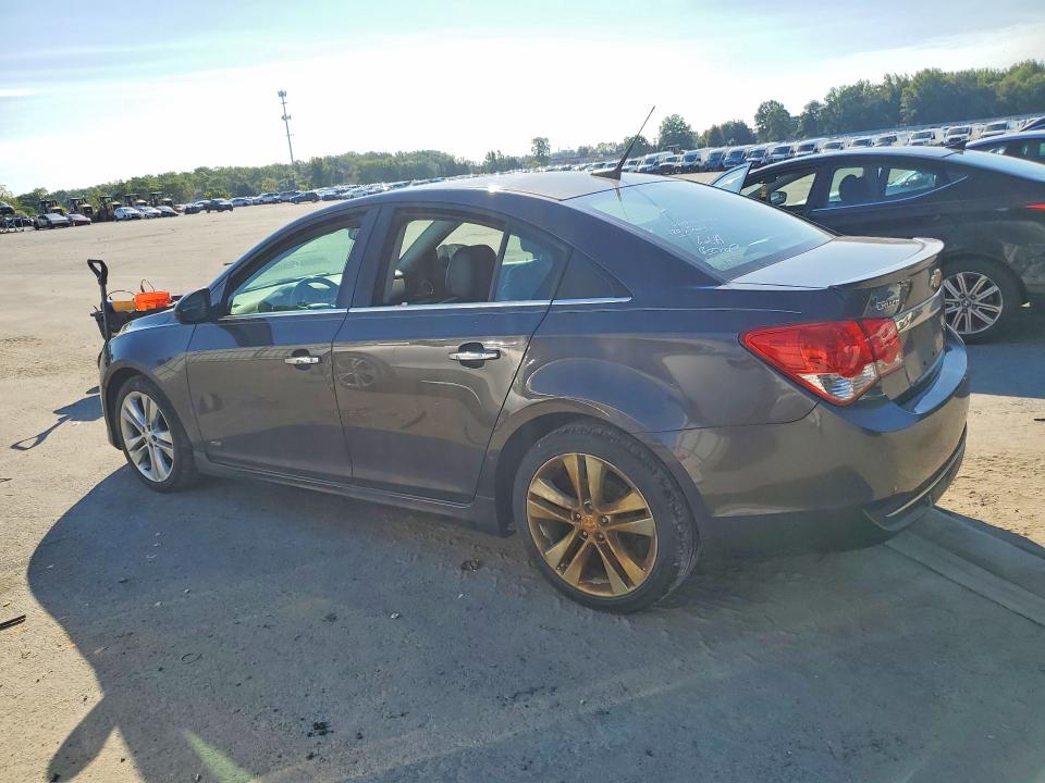 68390116 :رقم المزاد ، 1G1PG5SB3E7399323 vin ، 2014 Chevrolet Cruze مزاد بيع