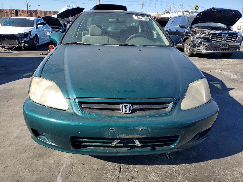 2000 Honda Civic მანქანა იყიდება აუქციონზე, vin: 1HGEJ8140YL016441, აუქციონის ნომერი: 70823606