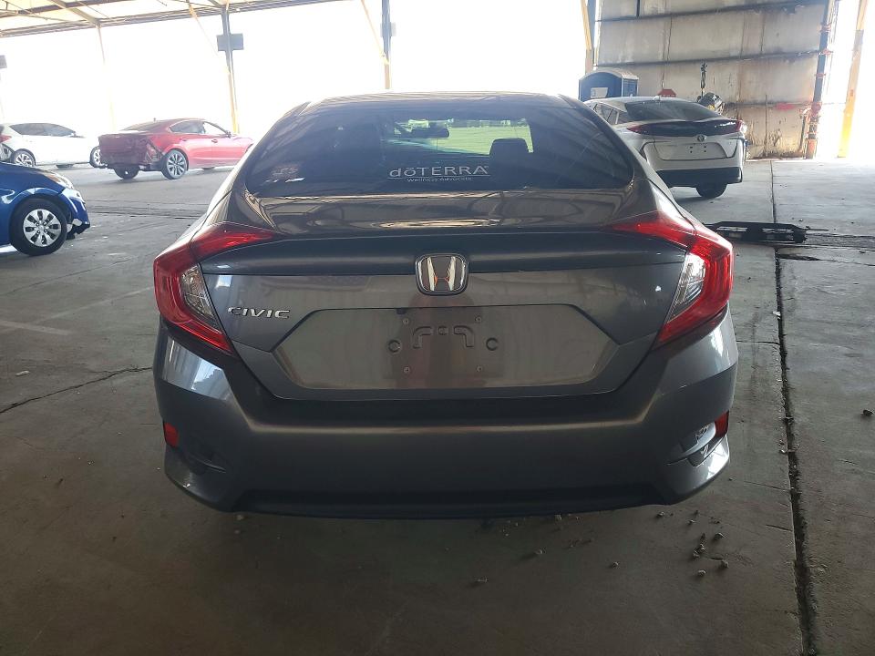 Продаж на аукціоні авто 2018 Honda Civic, vin: 2HGFC2F54JH537243, номер лоту: 68010886