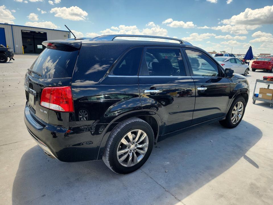 2012 Kia Sorento მანქანა იყიდება აუქციონზე, vin: 5XYKW4A2XCG188216, აუქციონის ნომერი: 68164676