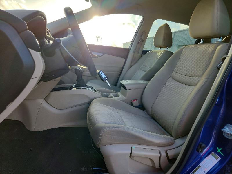 69104456 :رقم المزاد ، JN8AT2MT9HW137429 vin ، 2017 Nissan Rogue مزاد بيع