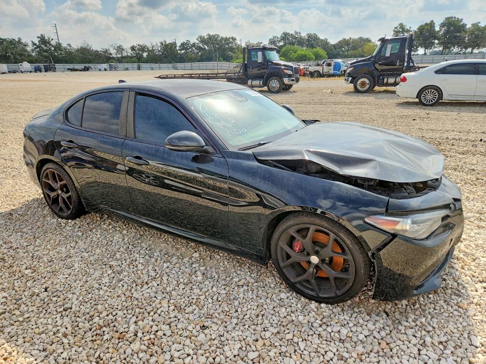 70189796 :رقم المزاد ، ZARFAMAN5K7621176 vin ، 2019 Alfa Romeo Giulia مزاد بيع