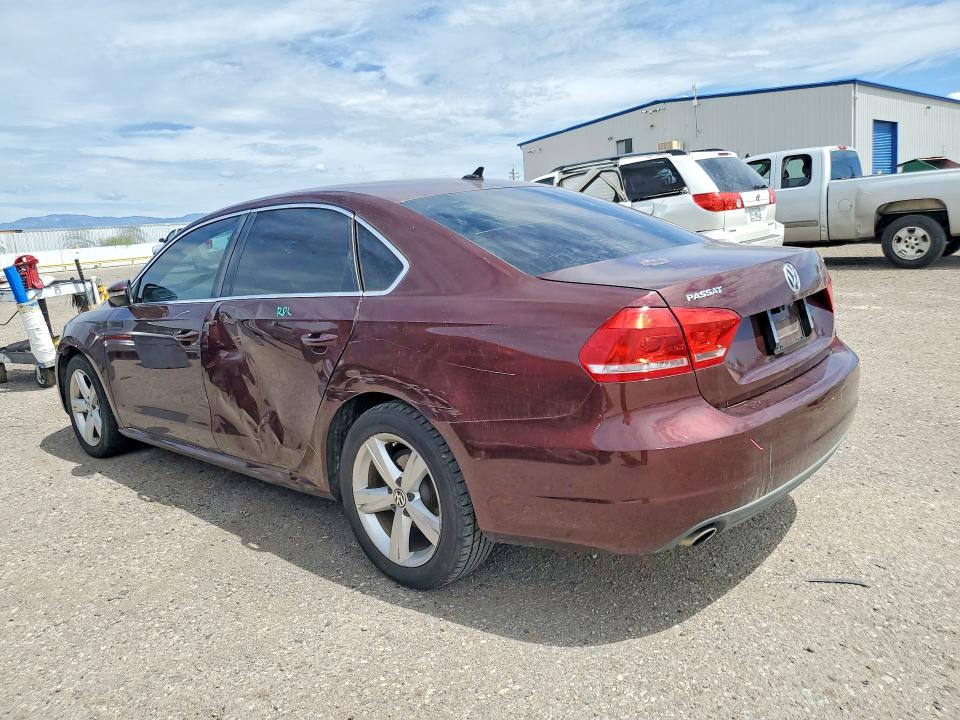 2012 Volkswagen Passat მანქანა იყიდება აუქციონზე, vin: 1VWBP7A35CC085682, აუქციონის ნომერი: 67484616