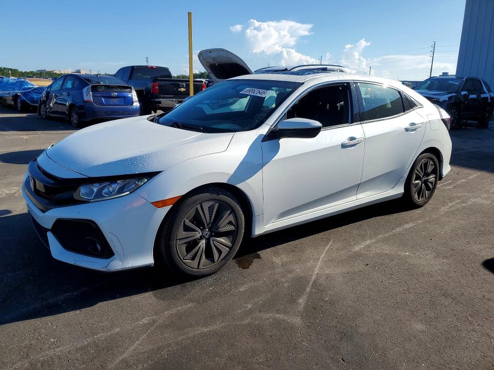 2018 Honda Civic მანქანა იყიდება აუქციონზე, vin: SHHFK7H70JU400351, აუქციონის ნომერი: 69862646