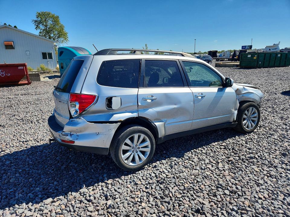 70656976 :رقم المزاد ، JF2SHBDC1BH732810 vin ، 2011 Subaru Forester مزاد بيع
