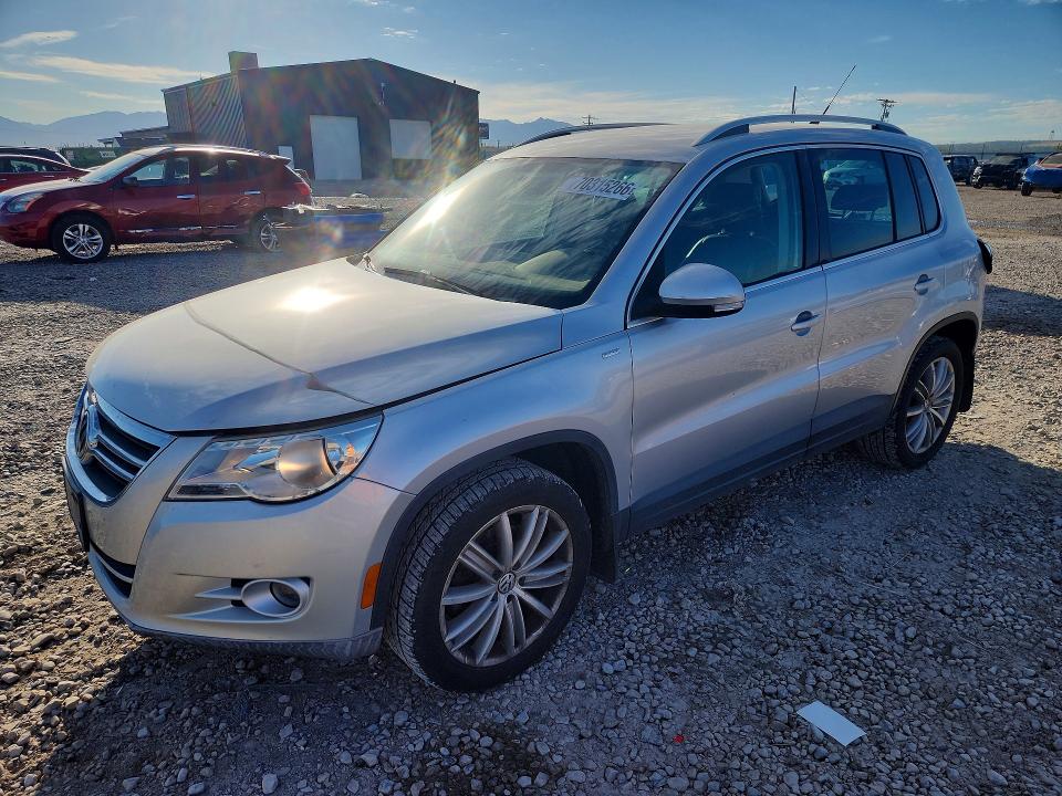 Продаж на аукціоні авто 2010 Volkswagen Tiguan, vin: WVGBV7AX1AW516053, номер лоту: 70315266