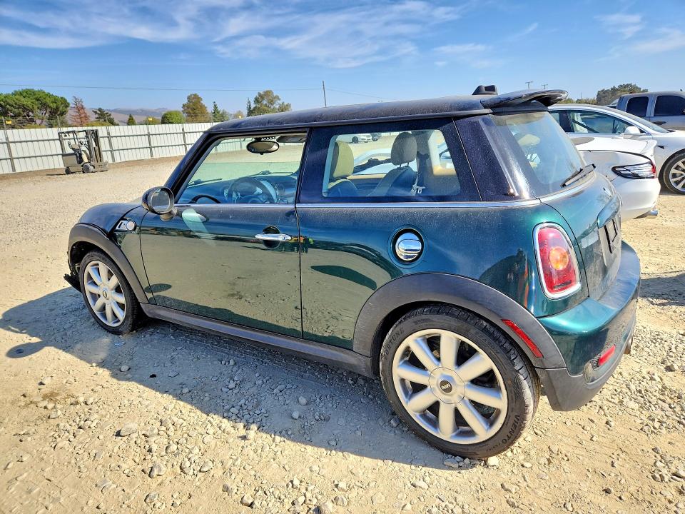 Продажа на аукционе авто 2008 Mini Cooper, vin: WMWMF73598TV38705, номер лота: 70307056
