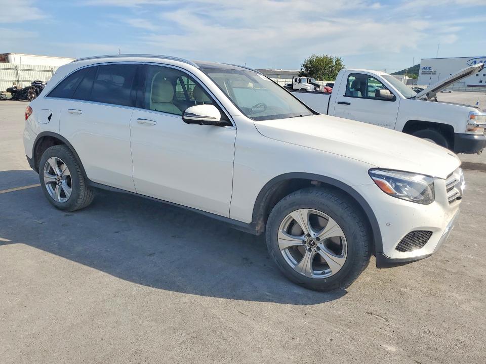 70442456 :رقم المزاد ، WDC0G4KB8JV107216 vin ، 2018 Mercedes-benz Glc مزاد بيع
