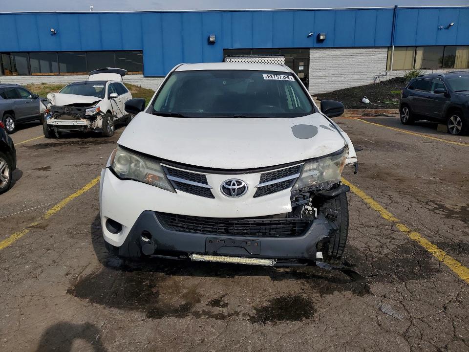 Auction sale of the 2015 Toyota Rav4, vin: 2T3ZFREV2FW142580, lot number: 68797366