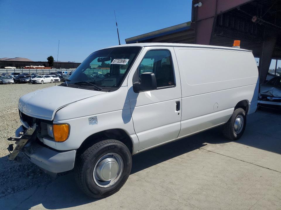 67703996 :رقم المزاد ، 1FTSE34LX4HB53458 vin ، 2004 Ford E350 مزاد بيع