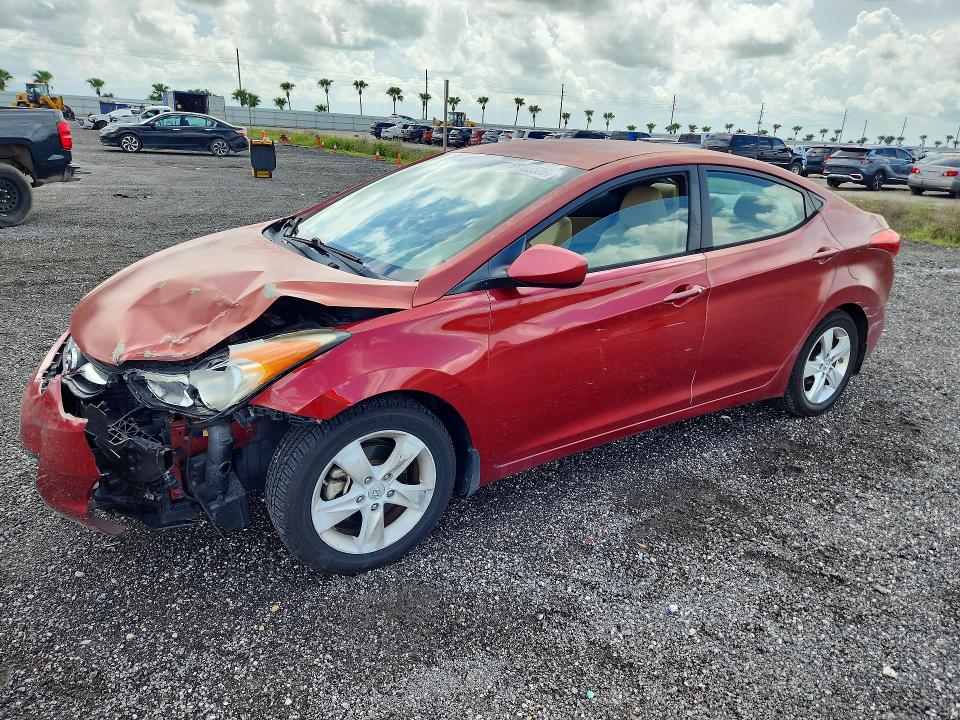2013 Hyundai Elantra მანქანა იყიდება აუქციონზე, vin: KMHDH4AE5DU620607, აუქციონის ნომერი: 68822506