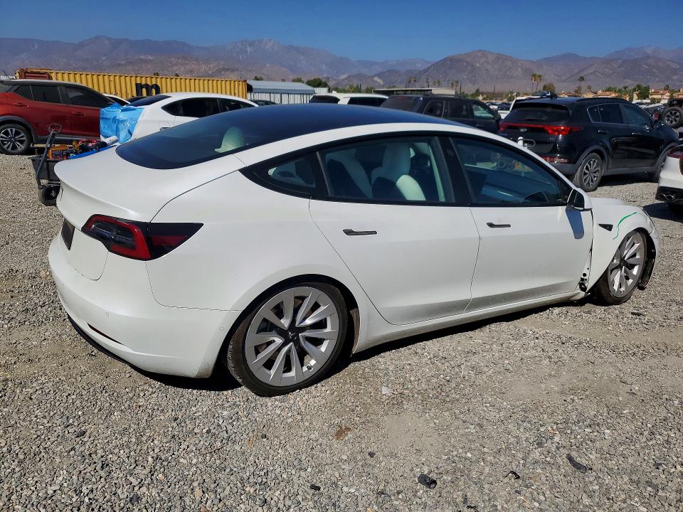2022 Tesla Model 3 მანქანა იყიდება აუქციონზე, vin: 5YJ3E1EA7NF303730, აუქციონის ნომერი: 69634996