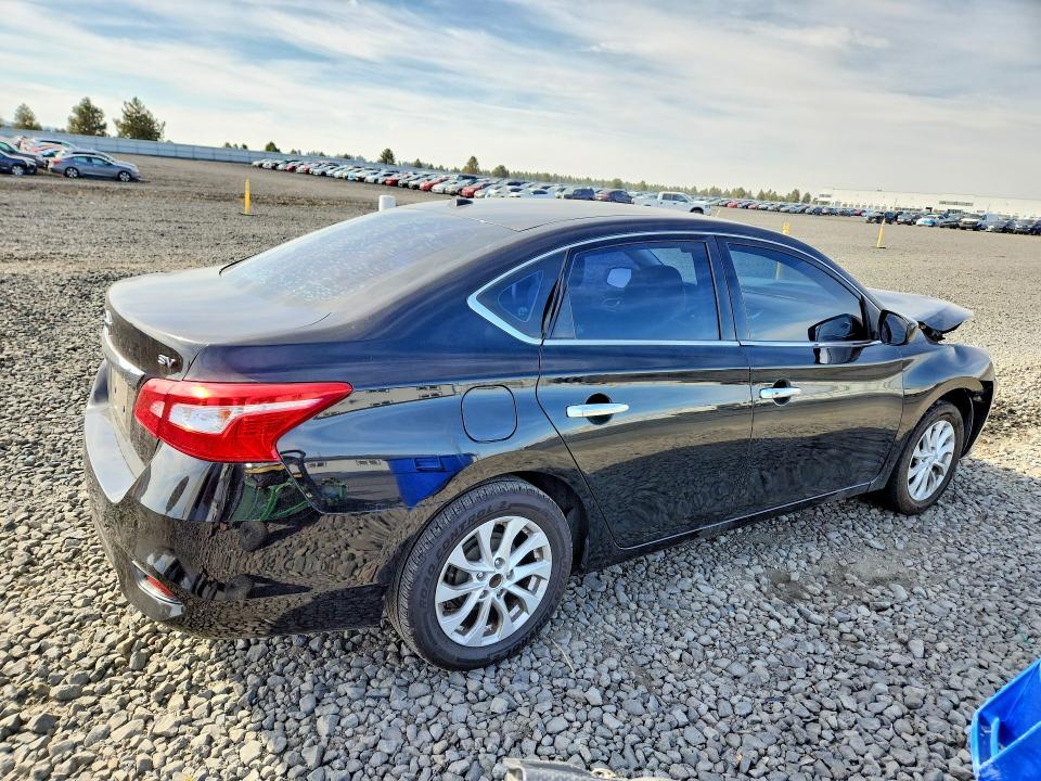 Продаж на аукціоні авто 2018 Nissan Sentra, vin: 3N1AB7AP1JY262218, номер лоту: 70453606