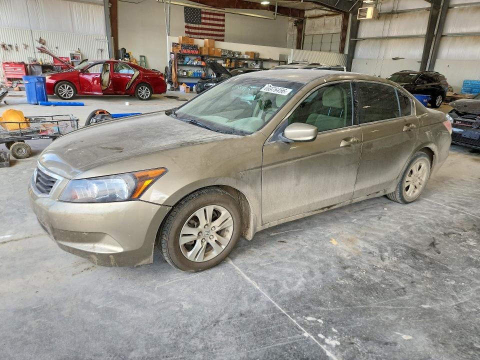 66976456 :رقم المزاد ، 1HGCP2F42AA153622 vin ، 2010 Honda Accord مزاد بيع