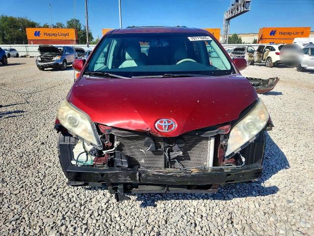 2013 Toyota Sienna მანქანა იყიდება აუქციონზე, vin: 5TDYK3DC4DS380448, აუქციონის ნომერი: 70771846