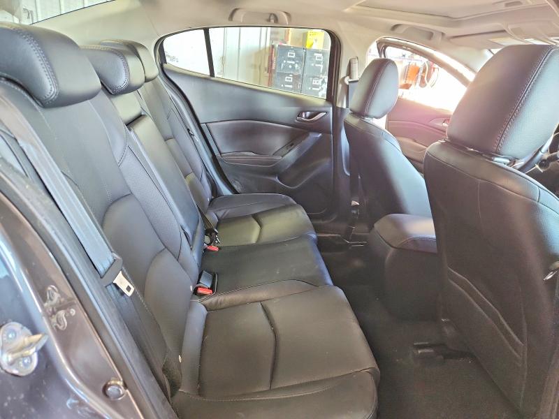 Продаж на аукціоні авто 2018 Mazda 3, vin: 3MZBN1W37JM276592, номер лоту: 70350576