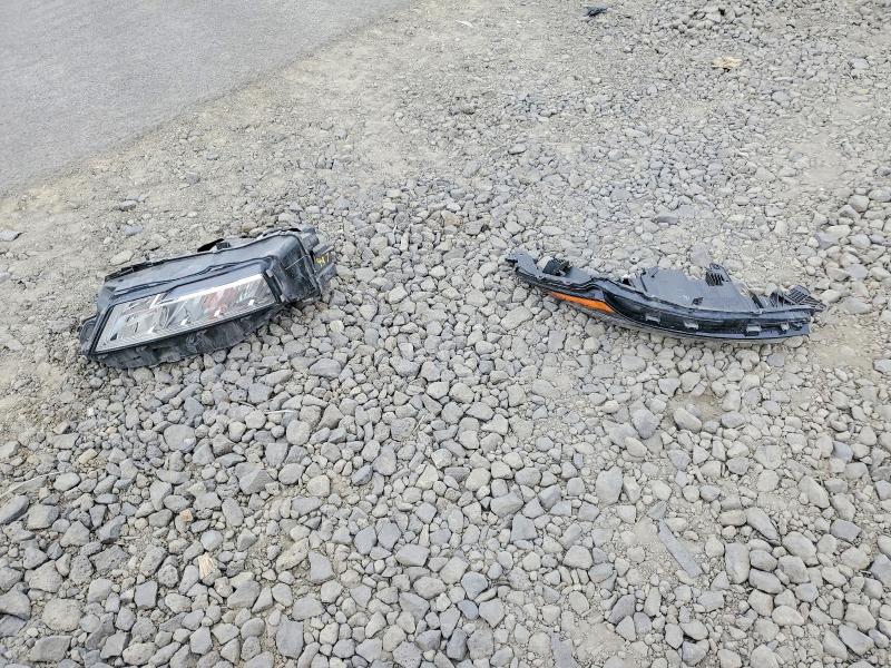 70560646 :رقم المزاد ، 5N1AT3BBXMC680565 vin ، 2021 Nissan Rogue مزاد بيع